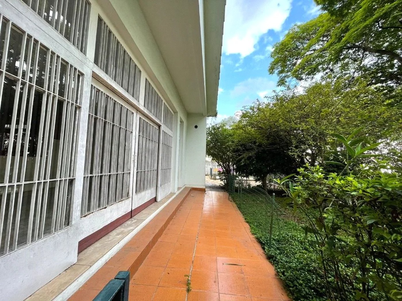 Sobrado à venda com 4 quartos, sendo 1 suíte, em Vila Inah, São Paulo, SP