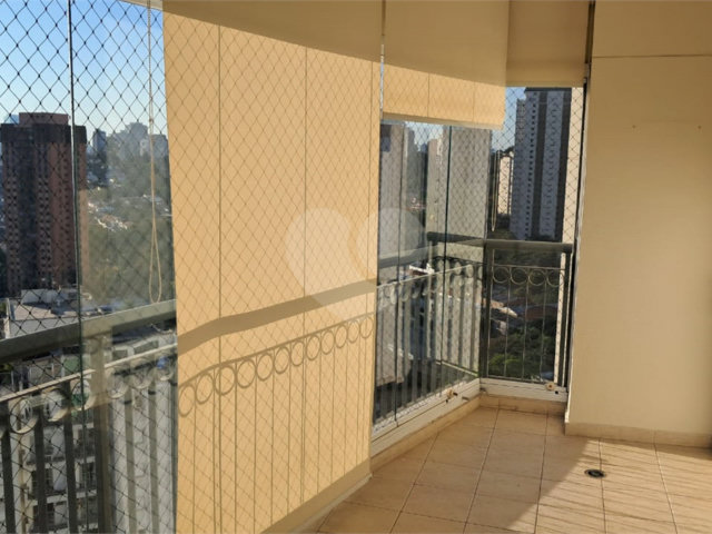 Apartamento à venda com 4 quartos, sendo 2 suítes,  em Jardim Marajoara, São Paulo, SP