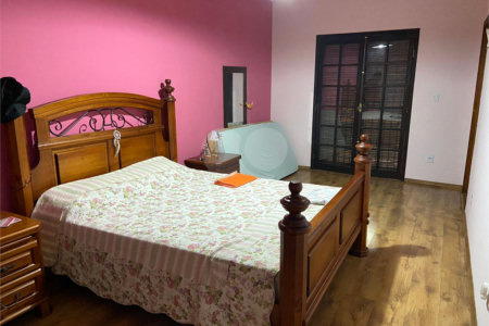Casa à venda com 3 quartos, sendo 1 suíte,  em Jardim Fonte Áurea, Poá, SP