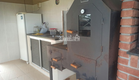 Casa à venda com 3 quartos, sendo 1 suíte, no condomínio Serra da Estrela, Atibaia - SP