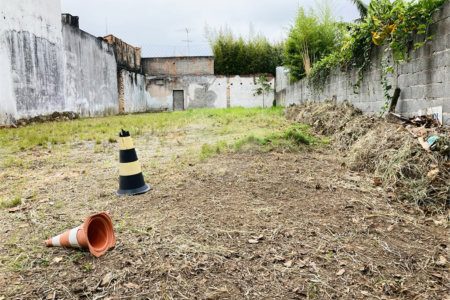 Terreno à venda em Jardim Esmeralda, São Paulo, SP