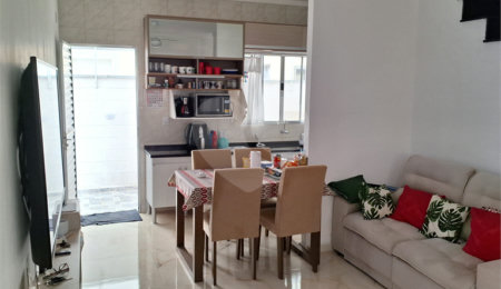 Casa à venda com 2 quartos no condomínio Residencial Cristal Lll, Mogi das Cruzes - SP