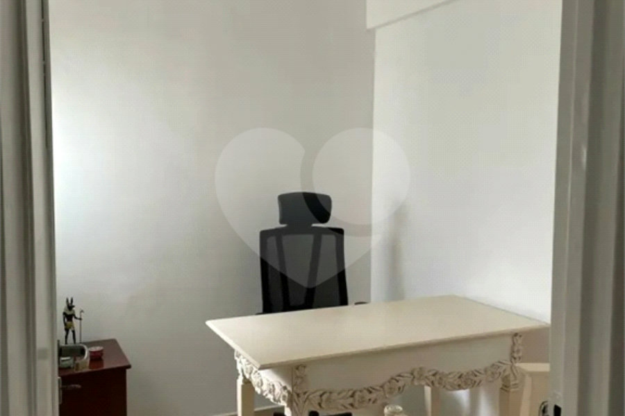Apartamento à venda com 3 quartos, sendo 1 suíte, em Morumbi, São Paulo, SP