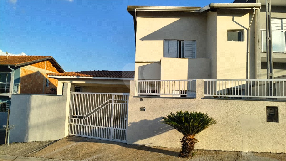 Casa à venda com 3 quartos em Santa Cândida, Vinhedo, SP