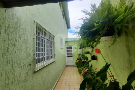 Casa à venda com 4 quartos, sendo 1 suíte,  em Vila Rosália, Guarulhos, SP