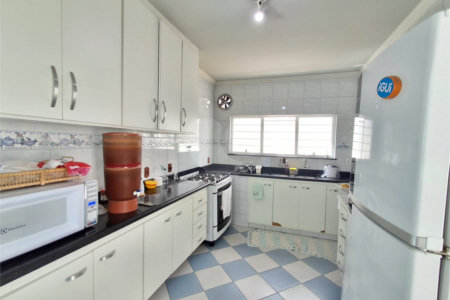 Casa à venda com 4 quartos, sendo 1 suíte, em Wanel Ville, Sorocaba, SP