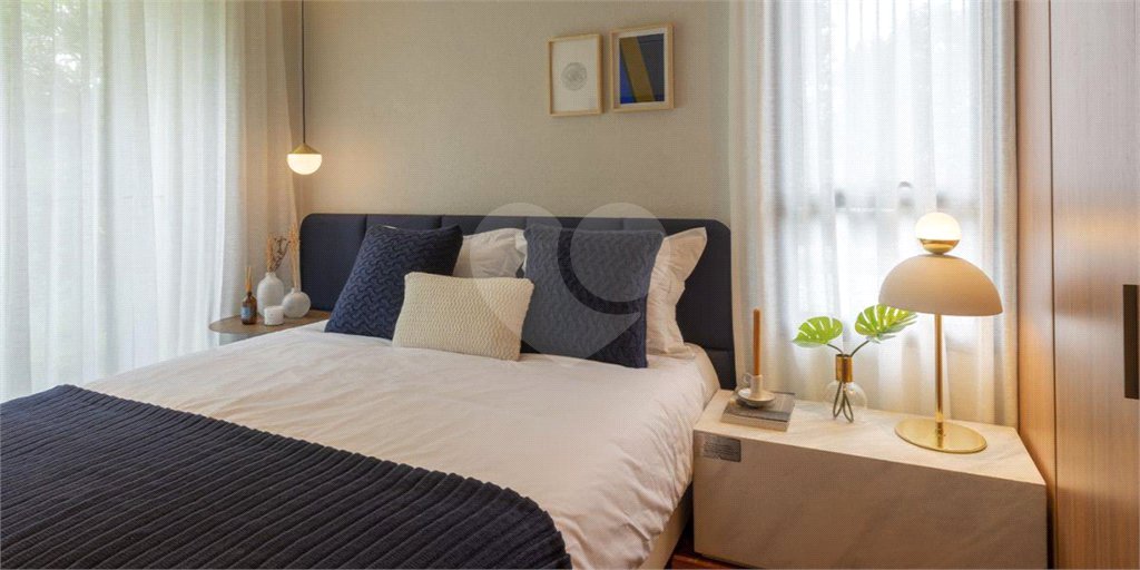 Apartamento à venda com 2 suítes em Campo Belo, São Paulo, SP