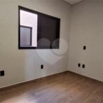 Casa à venda com 3 quartos, sendo 1 suíte, no condomínio Horto Florestal 1, Sorocaba - SP