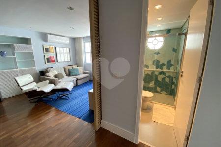 Apartamento à venda com 2 quartos em Cerqueira César, São Paulo, SP