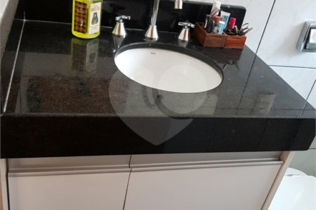 Sobrado à venda com 3 quartos, sendo 1 suíte,  em Jardim Olympia, São Paulo, SP