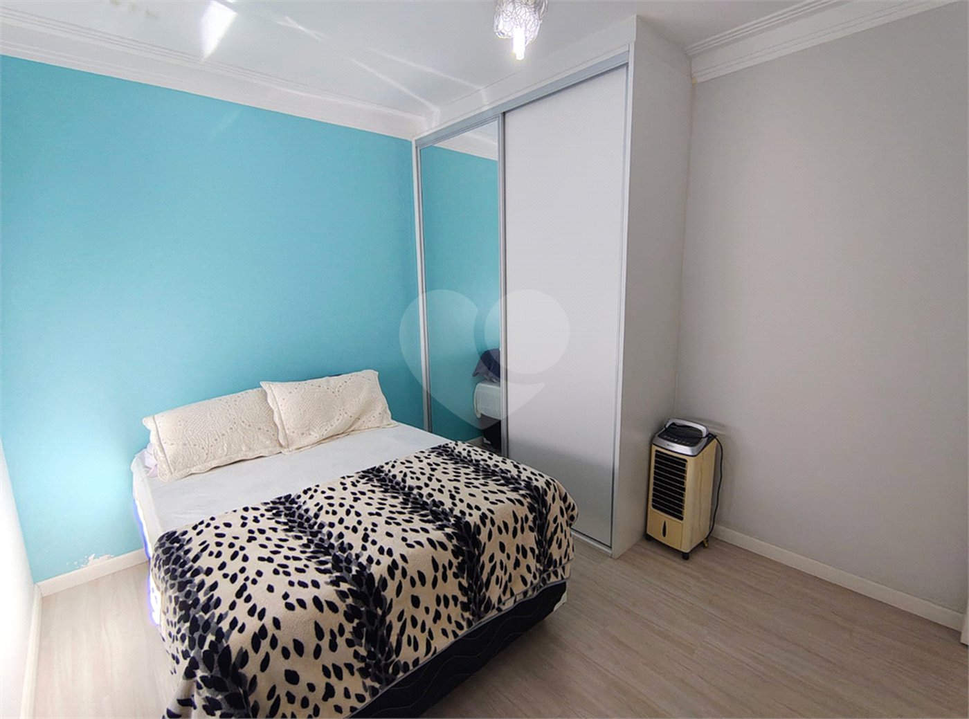 Casa à venda com 3 quartos, sendo 1 suíte,  em Horto Santo Antonio, Jundiaí, SP