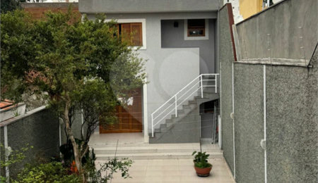 Casa à venda com 3 suítes em Saúde, São Paulo, SP