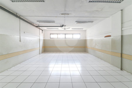 Prédio à venda em Vila Gomes, São Paulo, SP