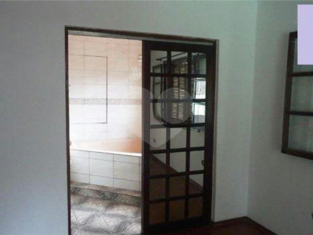 Casa à venda com 4 quartos, sendo 1 suíte,  em Jaguara, São Paulo, SP