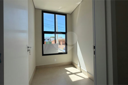 Casa à venda com 3 quartos, sendo 1 suíte, no condomínio Reserva Ipanema, Sorocaba - SP