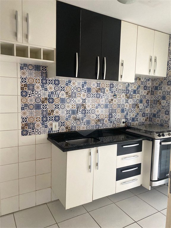 Apartamento à venda com 2 quartos, sendo 1 suíte, em Parque Maria Domitila, São Paulo, SP