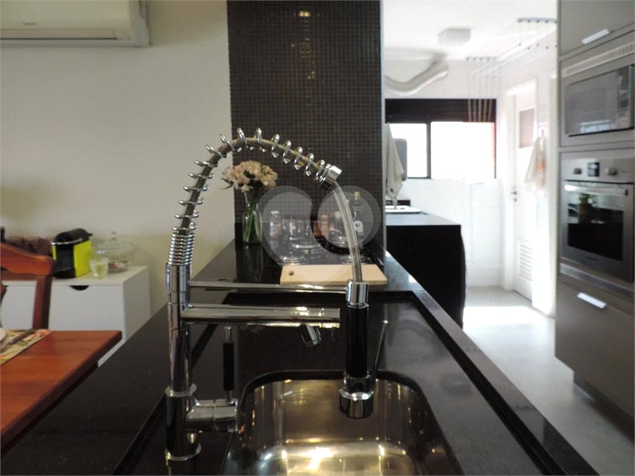 Apartamento para alugar com 3 quartos, sendo 1 suíte,  em Alto da Boa Vista, São Paulo, SP