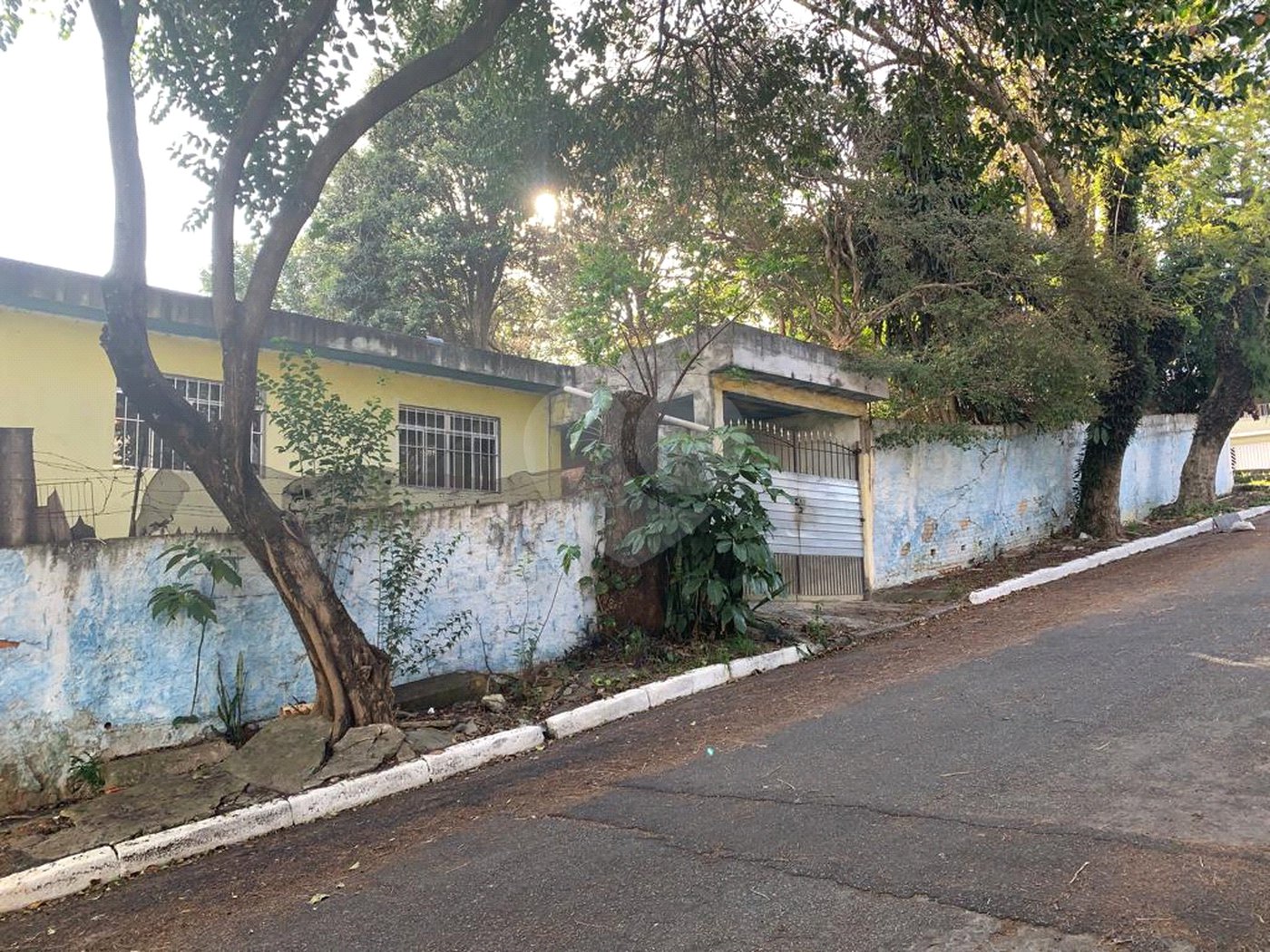 Terreno à venda com 2 quartos em Vila Nivi, São Paulo, SP