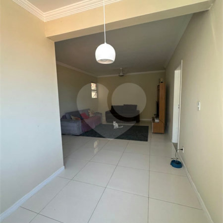 Apartamento à venda com 3 quartos, sendo 1 suíte, em Passagem, Cabo Frio, RJ