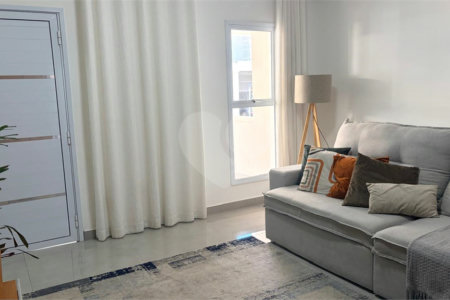 Casa à venda com 3 quartos, sendo 1 suíte, no condomínio Residencial Américo de Figueiredo, Sorocaba - SP