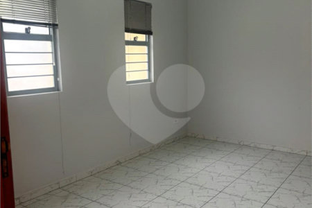 Casa à venda com 2 quartos, sendo 1 suíte, em Paisagem Colonial, São Roque, SP