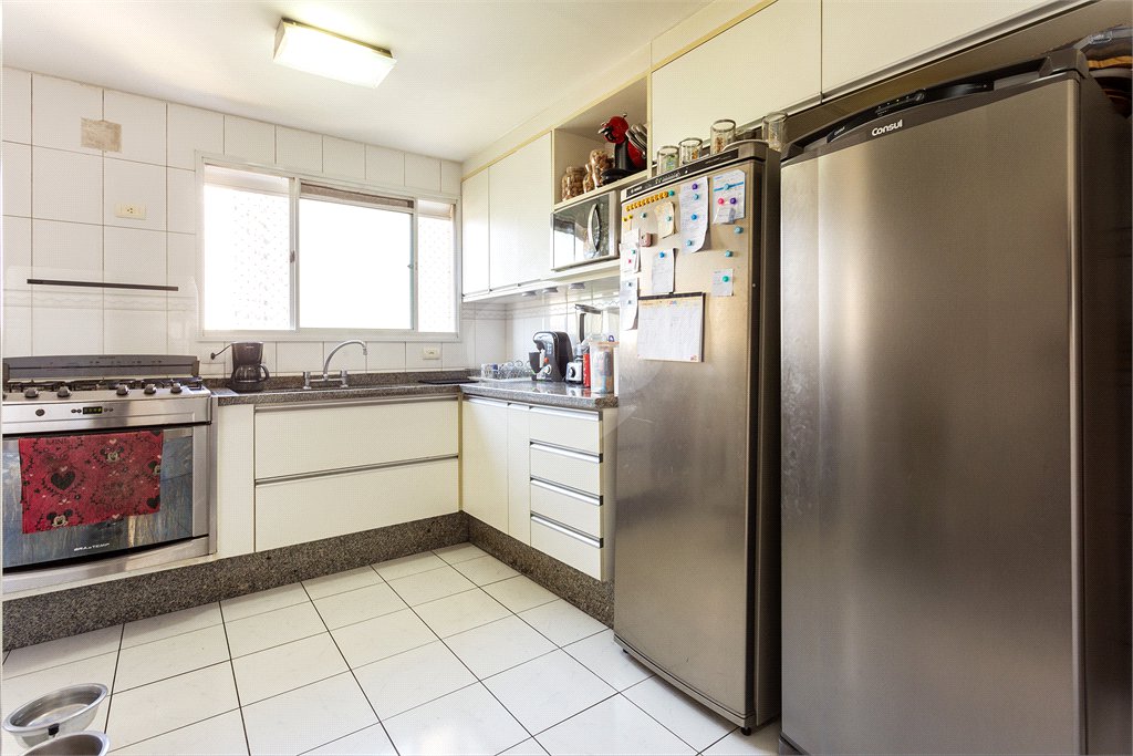 Apartamento à venda com 3 suítes em Alto da Boa Vista, São Paulo, SP