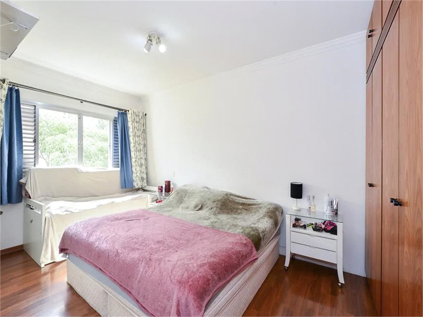 Apartamento à venda com 2 suítes em Vila Andrade, São Paulo, SP
