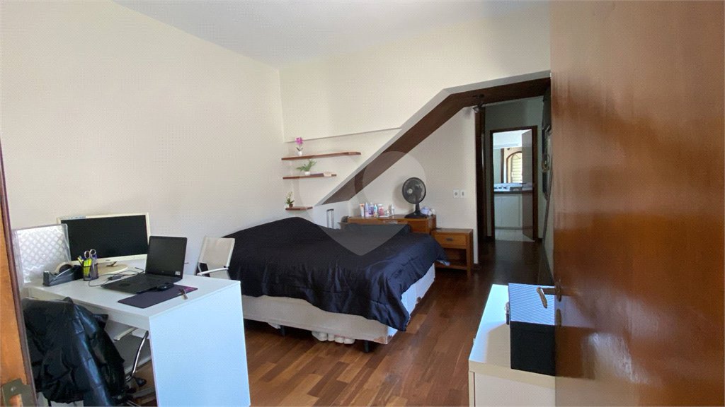 Casa de Vila à venda com 4 suítes em Jardim Santa Rosália, Sorocaba, SP