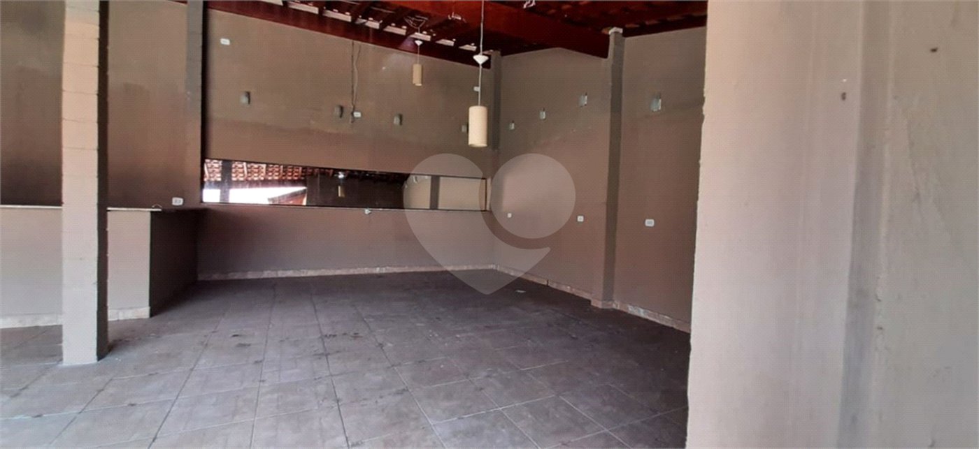 Casa Térrea à venda com 3 quartos no Centro, Vinhedo, SP