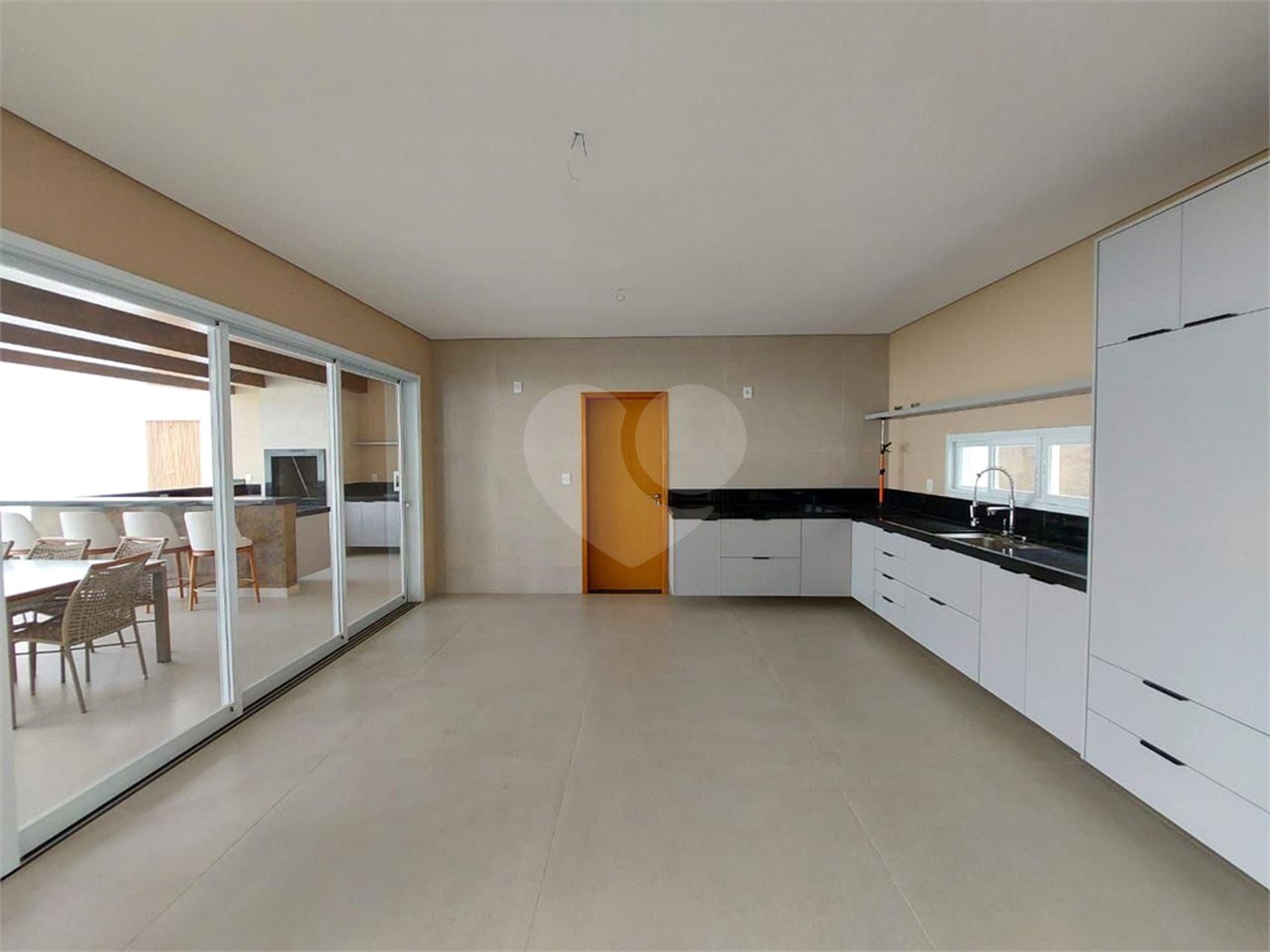 Casa à venda ou para alugar com 4 suítes no condomínio Saint Patrick, Sorocaba - SP