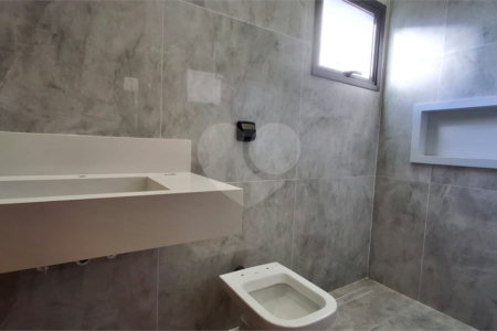 Casa à venda com 3 quartos, sendo 1 suíte,  no condomínio Horto Florestal 1, Sorocaba - SP