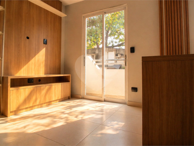 Apartamento à venda com 2 quartos em Itaquera, São Paulo, SP