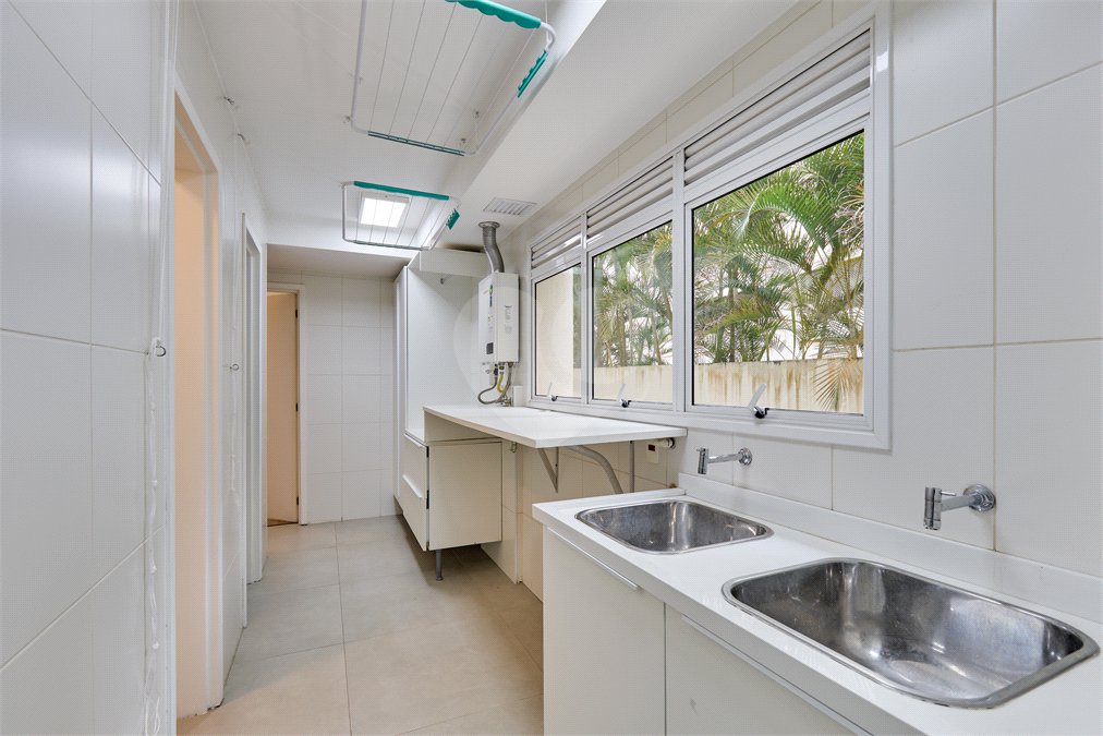 Apartamento à venda com 4 quartos, sendo 3 suítes, em Granja Julieta, São Paulo, SP