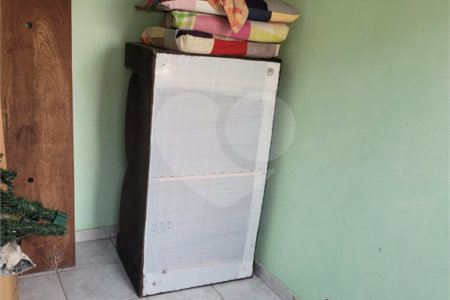 Sobrado à venda com 3 quartos em Vila Marari, São Paulo, SP