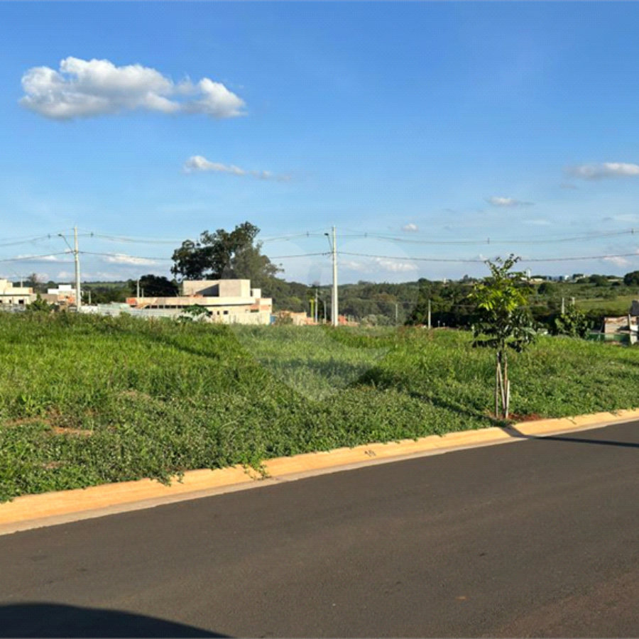 Lote de 300m², Residencial das Acácias