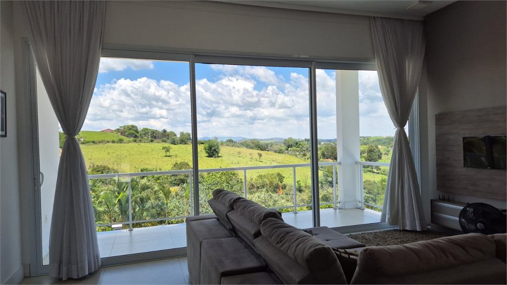 Casa à venda com 5 quartos, sendo 4 suítes, em Jardim Nova Esperança, Jacareí, SP