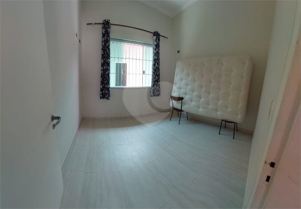 Casa Térrea à venda com 3 quartos em Vila São Paulo, Mongaguá, SP