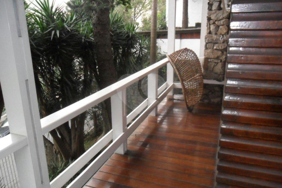 Sobrado à venda com 3 quartos, sendo 1 suíte, em Vila Albertina, São Paulo, SP