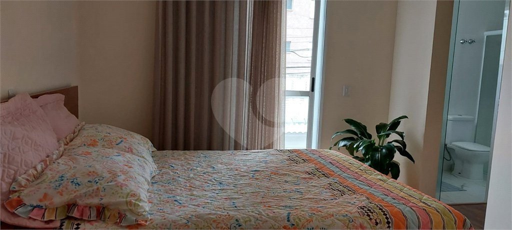 Casa à venda com 3 quartos, sendo 1 suíte,  em Vila Galvão, Guarulhos, SP