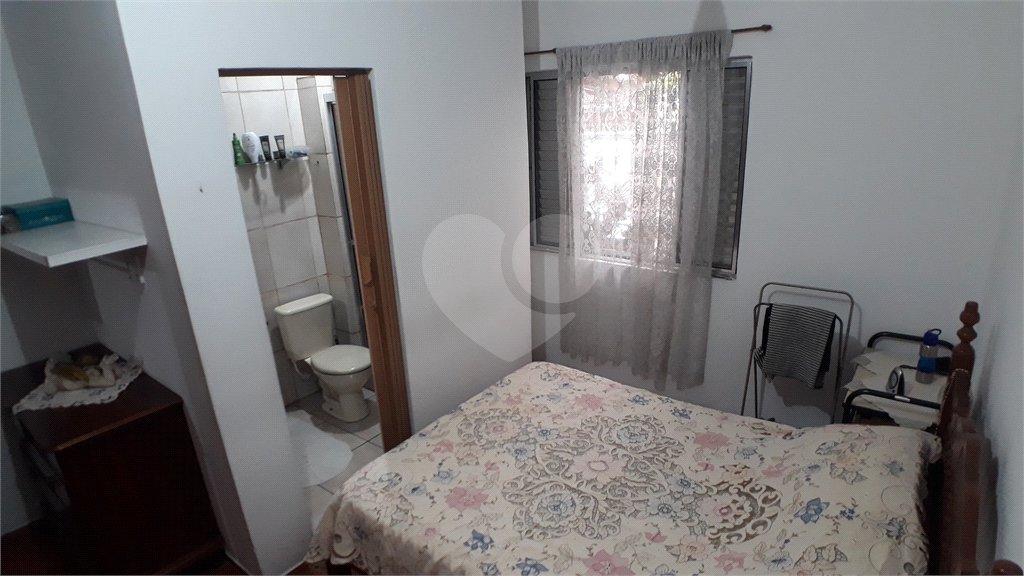 Casa Térrea à venda com 5 quartos, sendo 2 suítes,  em Parada Inglesa, São Paulo, SP