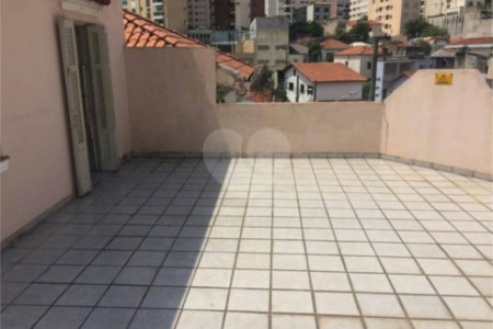 Sobrado à venda com 4 quartos, sendo 3 suítes, em Santana, São Paulo, SP