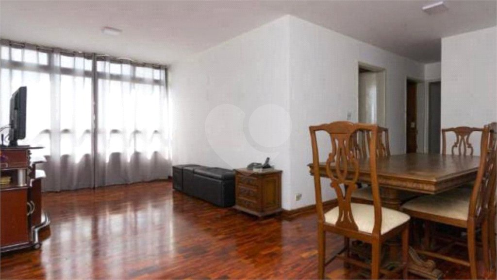 Apartamento à venda com 4 quartos, sendo 1 suíte, em Cambuci, São Paulo, SP