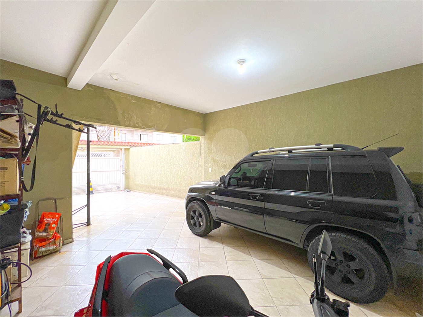 Casa à venda com 3 quartos, sendo 1 suíte,  no condomínio 658, São Paulo - SP