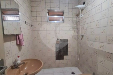 Casa à venda com 4 quartos, sendo 1 suíte,  em Jardim Trussardi, São Paulo, SP