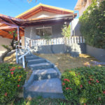 Casa à venda com 3 quartos, sendo 1 suíte, no condomínio Residencial Jardim das Palmeiras, Vinhedo - SP