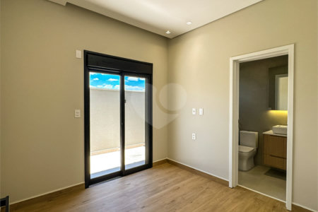 Casa à venda com 3 suítes no condomínio Jardim Residencial Dona Maria Candida, Indaiatuba - SP