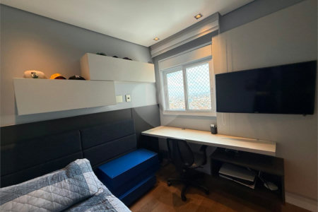 Apartamento à venda com 3 suítes em Santa Teresinha, São Paulo, SP