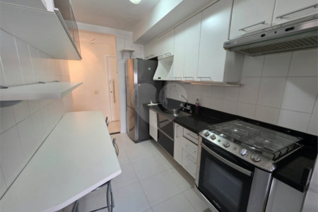 Apartamento à venda com 4 quartos, sendo 1 suíte, em Vila Polopoli, São Paulo, SP