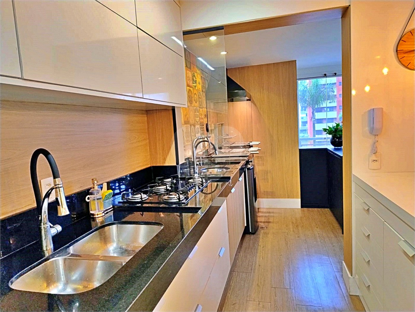 Apartamento à venda com 3 quartos, sendo 2 suítes, em Vila Andrade, São Paulo, SP