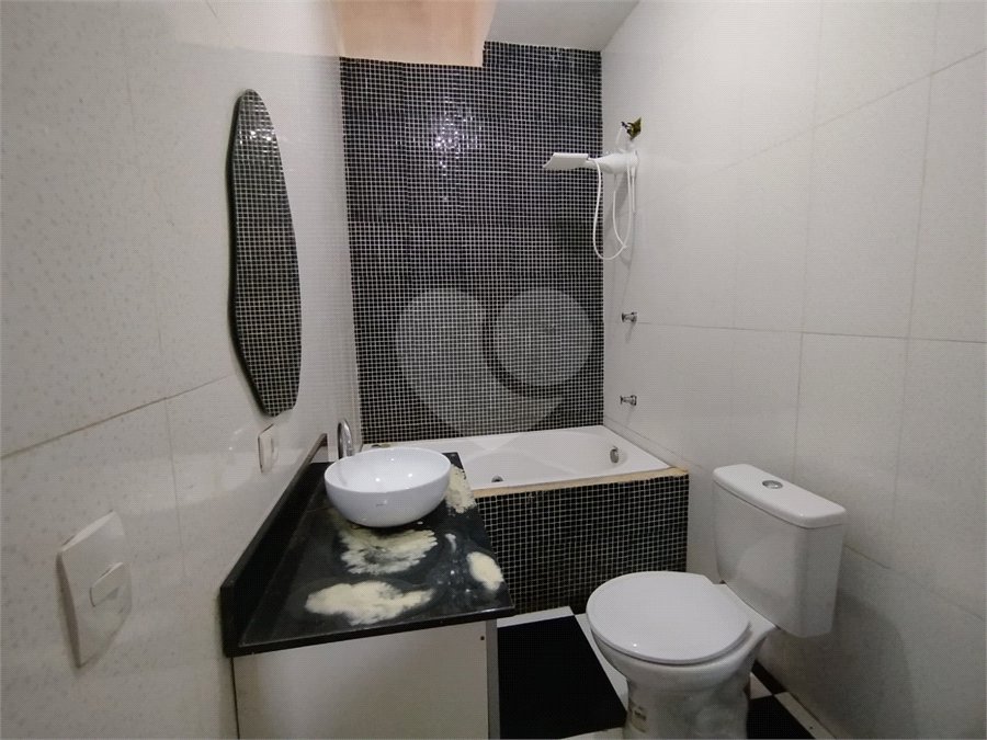 Casa à venda com 3 quartos, sendo 1 suíte, em Real Parque, Votorantim, SP